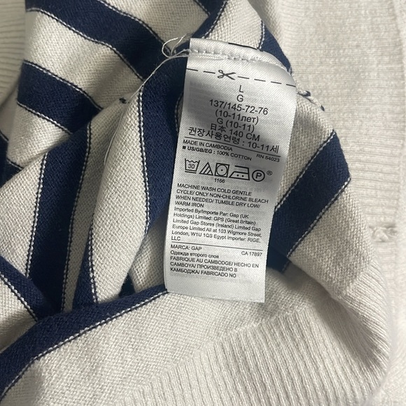 Gap Lightweight Ivory, Navy, & Pink Striped Sweater in size Large (10/11) - Picture 4 of 4